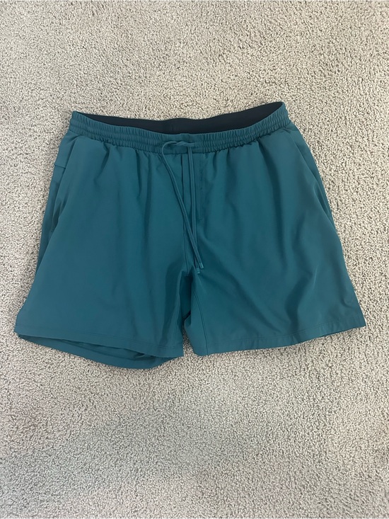 lululemon athletica Other - Men's Lulu lemon pool shorts Teal XL 7 inch length